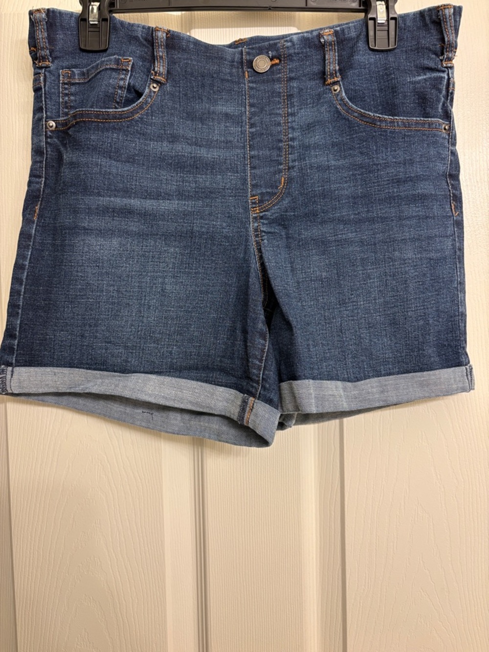 Time and Tru Dark Blue Denim Roll-Cuff Jean Shorts